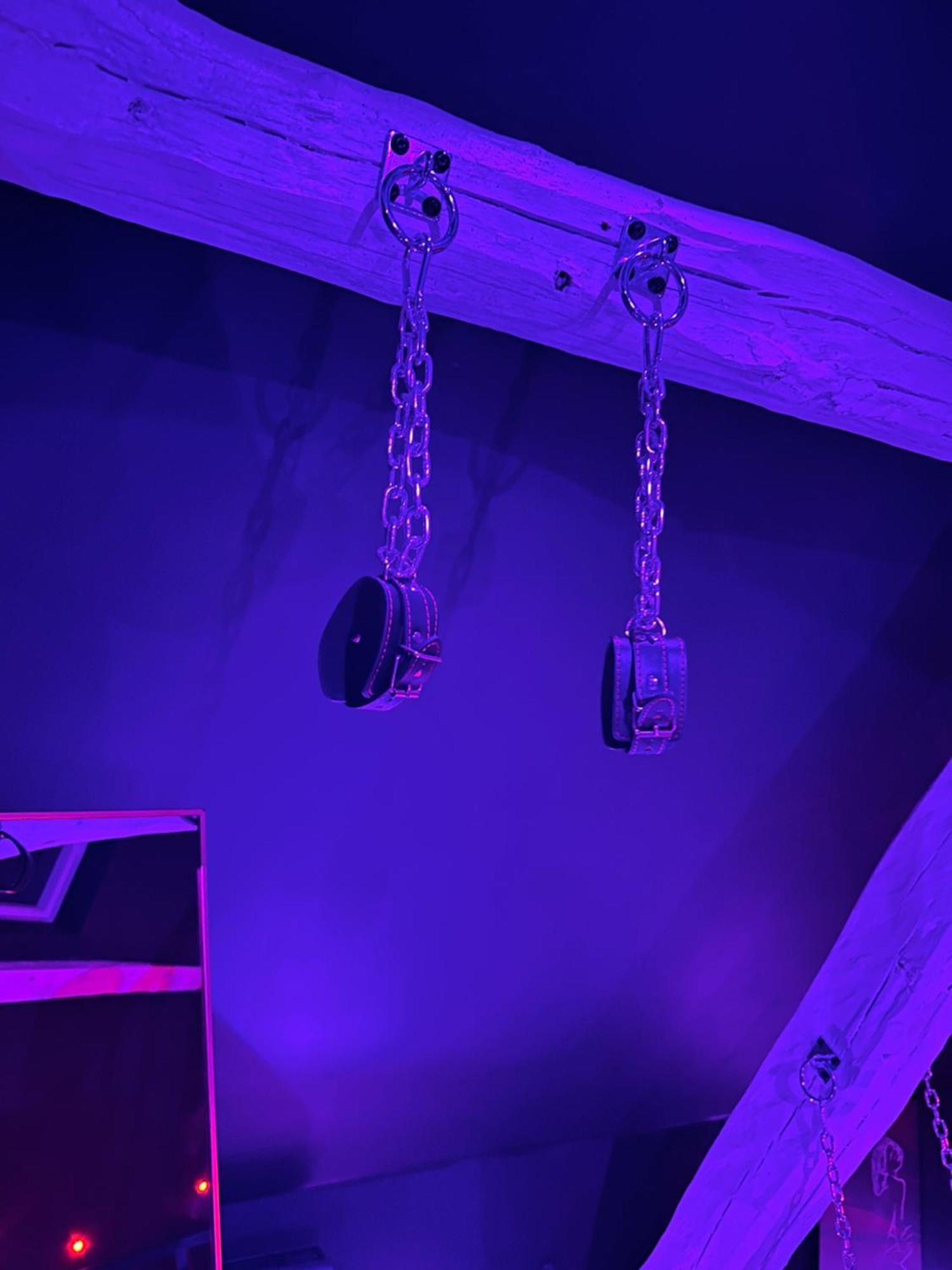 Loveroom De Luxe - Theme 50 Nuances De Grey Maison Privative Spa Insolite Douchy-les-Mines Buitenkant foto